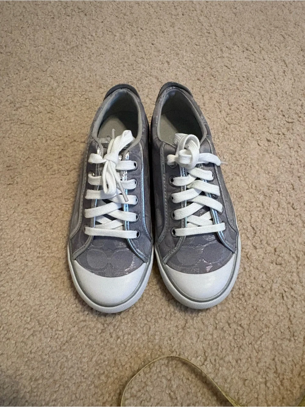 Coach  Silver Gray Low-Top Sneakers with White Accents